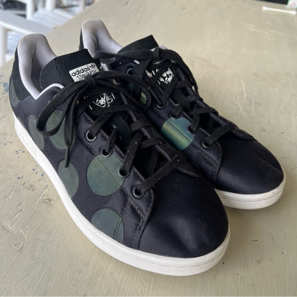 Stan Smith Polka Dot Adidas black Men’s Size 7 Wm’s Size 9